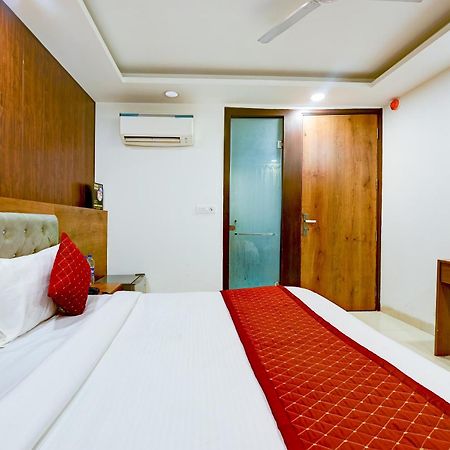Glory Inn Near Delhi International Airport Neu-Delhi Exterior foto
