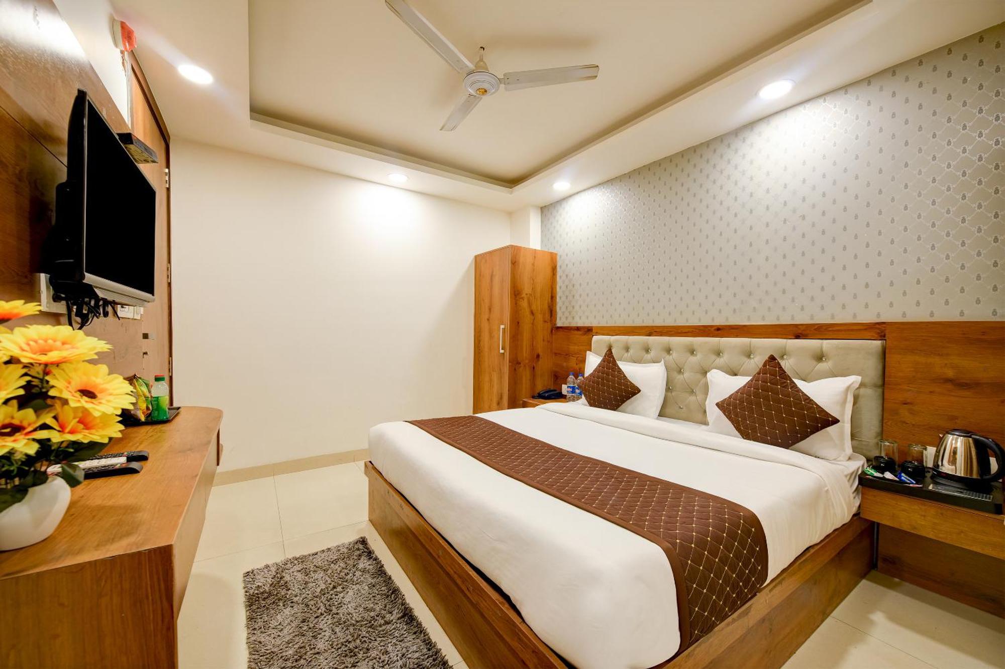 Glory Inn Near Delhi International Airport Neu-Delhi Exterior foto